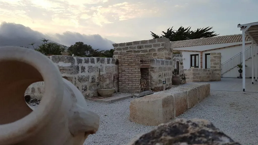 Casa Vacanze Senia Del Rais Favignana 0*,